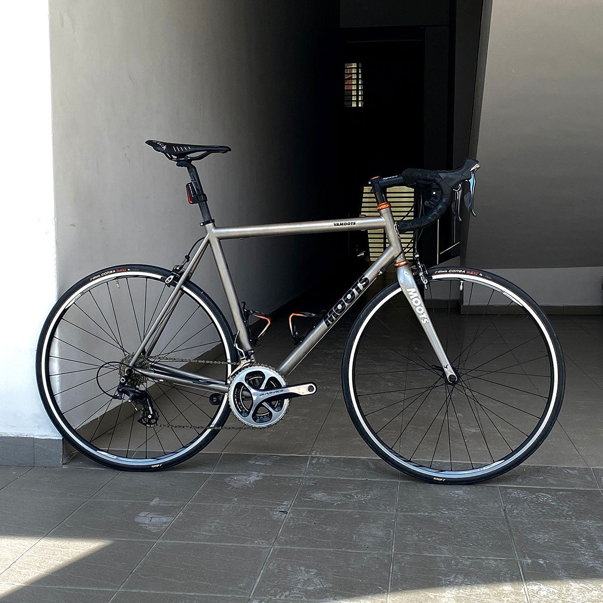 Road Bike Rental Singapore - Moots Vamoots Size 58
